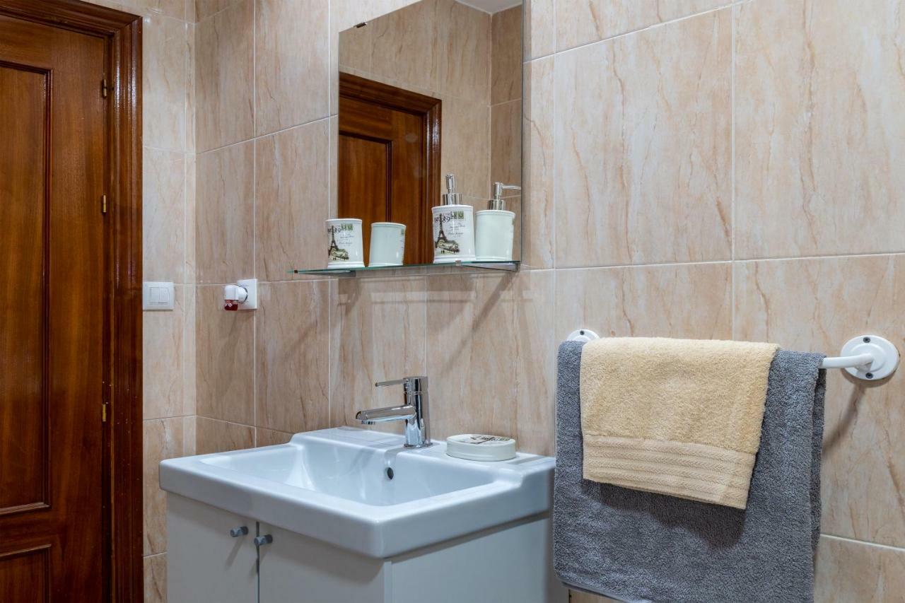 Apartamento Maribel Кадис Екстериор снимка