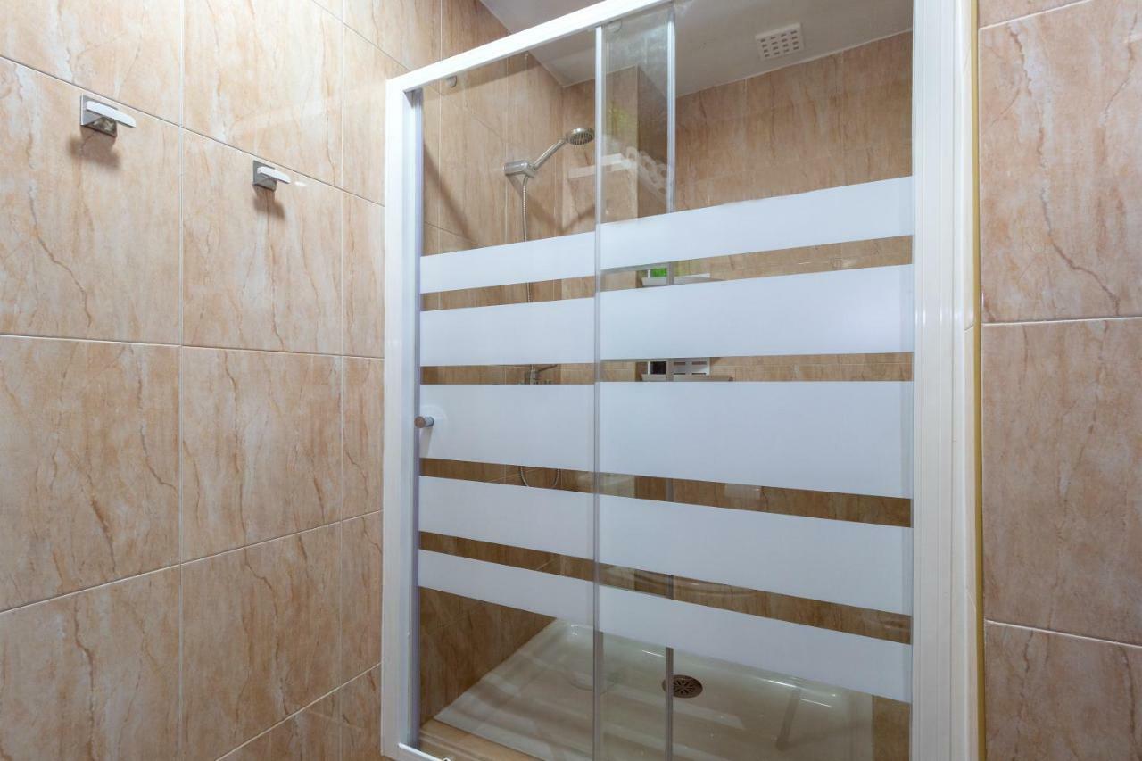 Apartamento Maribel Кадис Екстериор снимка